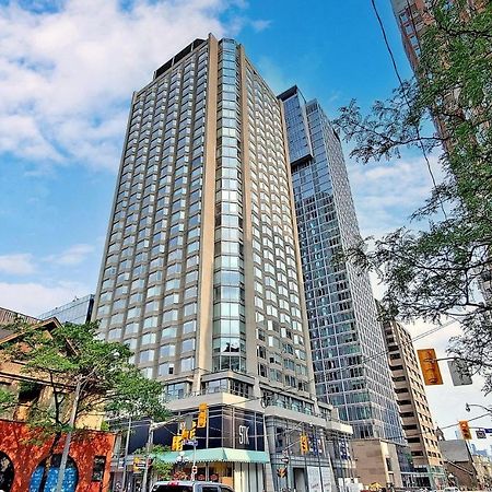 University Of Toronto Utsg Suites 外观 照片